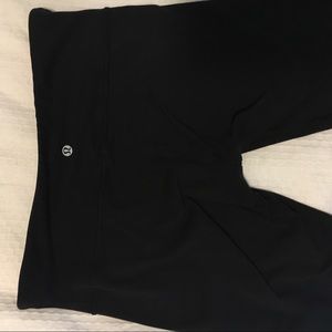 Size 8 Lululemon Black Full Length Midrise Legging